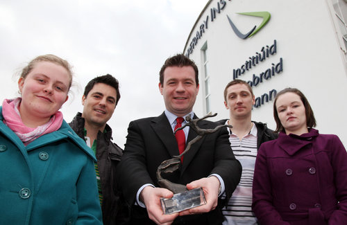 Alan Kelly meets Tipp Institute enterprise winners