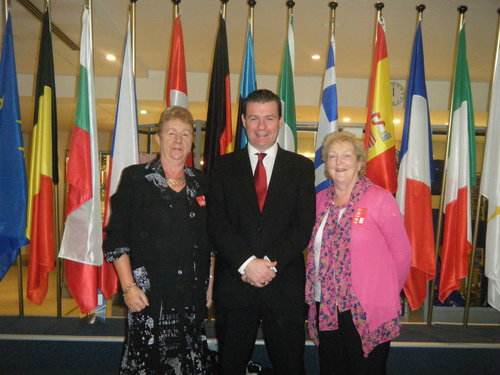 Alan with Nora and Mary